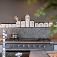 Beautiful and Authentic Apartment Nearby the Beach