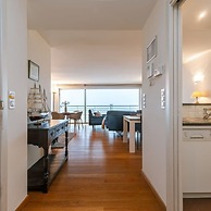 Spacious Apartment With Terrace and Sea-view