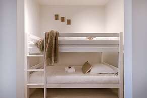 Beautiful Apartment With Terrace and Parking