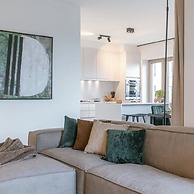 Beautiful Apartment With Terrace and Parking