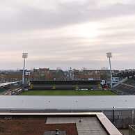 Beautiful Apartment With Terrace and Parking