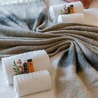 Beautiful Apartment With Terrace and Parking