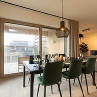 Beautiful Apartment With Terrace and Parking