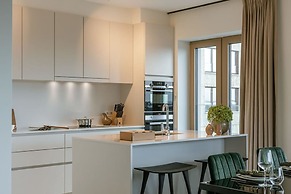 Beautiful Apartment With Terrace and Parking