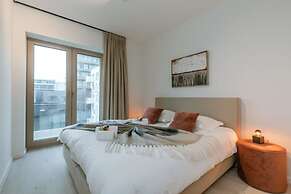 Beautiful Apartment With Terrace and Parking