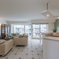 Apartment With Sideways sea View in Middelkerke