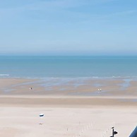 Apartment With Sideways sea View in Middelkerke