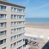 Apartment With Sideways sea View in Middelkerke