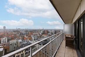 Bright Studio Near the Beach