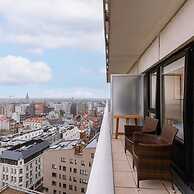 Bright Studio Near the Beach