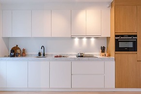 Luminous Family Apartment With Magnificent View