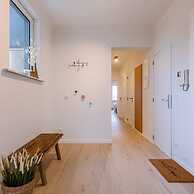 Luminous Family Apartment With Magnificent View