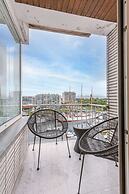 Luminous Family Apartment With Magnificent View