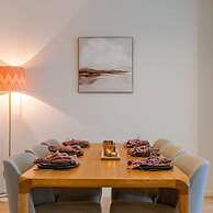 Luminous Family Apartment With Magnificent View