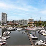 Luminous Family Apartment With Magnificent View