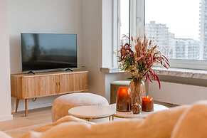 Luminous Family Apartment With Magnificent View