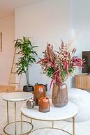 Luminous Family Apartment With Magnificent View