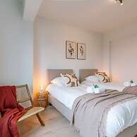 Luminous Family Apartment With Magnificent View