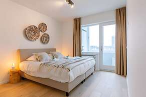 Luminous Family Apartment With Magnificent View