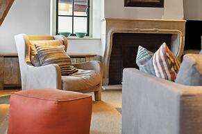 Beautiful and Authentic Penthouse in Bruges Center