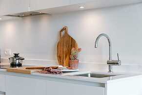 Apartment With Lateral sea View and Harbor View