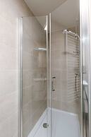 Apartment With Lateral sea View and Harbor View