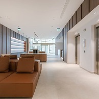 Apartment With Lateral sea View and Harbor View