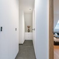 Luxurious Apartment With Parking