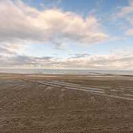 Charming Studio With Terrace Nearby the Beach