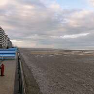 Charming Studio With Terrace Nearby the Beach