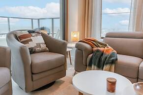 Apartment With Fantastic View Terrace and Parking