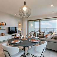 Apartment With Fantastic View Terrace and Parking