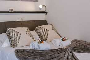 Charming Studio With Terrace Nearby the Beach