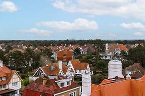 Modern Apartment With Terraces and Parking