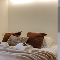 Modern Apartment With Terraces and Parking