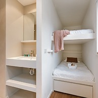 Modern Apartment With Terraces and Parking