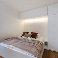 Modern Apartment With Terraces and Parking