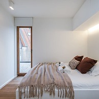 Modern Apartment With Terraces and Parking