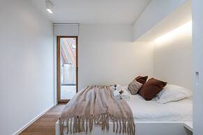 Modern Apartment With Terraces and Parking