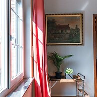 Charming House With Terrace