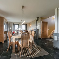 Rustic Family Holiday Home for up to 8 People Located in the Green of 