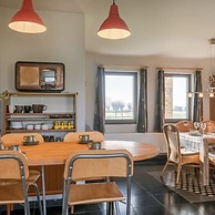 Rustic Family Holiday Home for up to 8 People Located in the Green of 