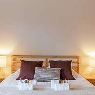 Rustic Family Holiday Home for up to 8 People Located in the Green of 