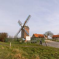 Rustic Family Holiday Home for up to 8 People Located in the Green of 