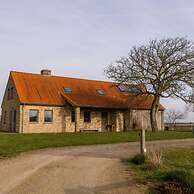 Rustic Family Holiday Home for up to 8 People Located in the Green of 