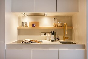 Luxurious two Bedroom With Lateral Seaview