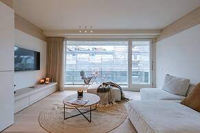 Luxurious two Bedroom With Lateral Seaview