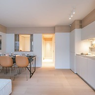 Luxurious two Bedroom With Lateral Seaview