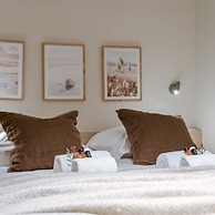 Luxurious two Bedroom With Lateral Seaview