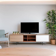 Pleasant Apartment With Frontal sea View